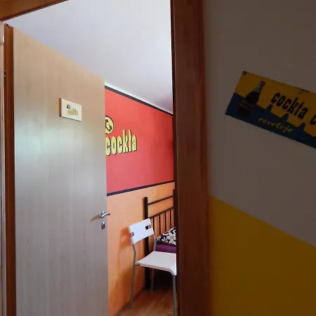 Ociski Raj Hostel Kozina