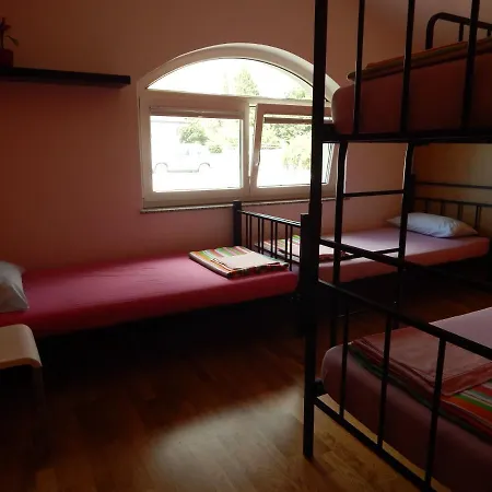Hostel Ociski Raj *
