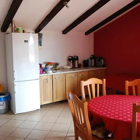 Ociski Raj Auberge de jeunesse *