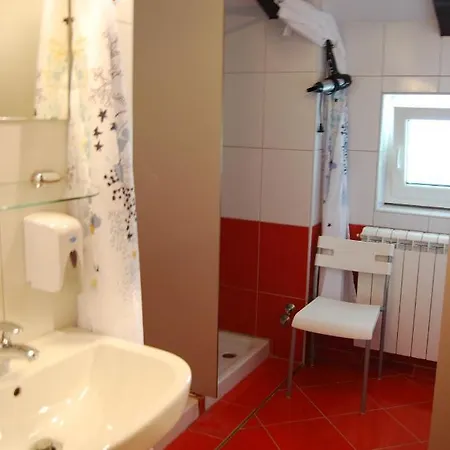 Hostel Ociski Raj Kozina