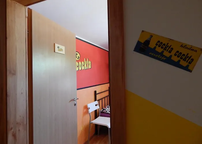 Ociski Raj ホステル コジナ