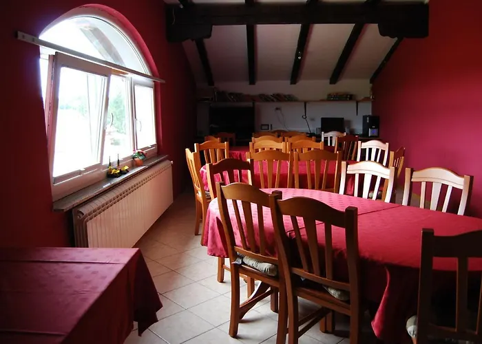 호스텔 Ociski Raj